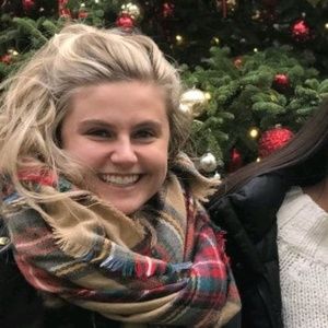 Meet your Posher, Adrienne